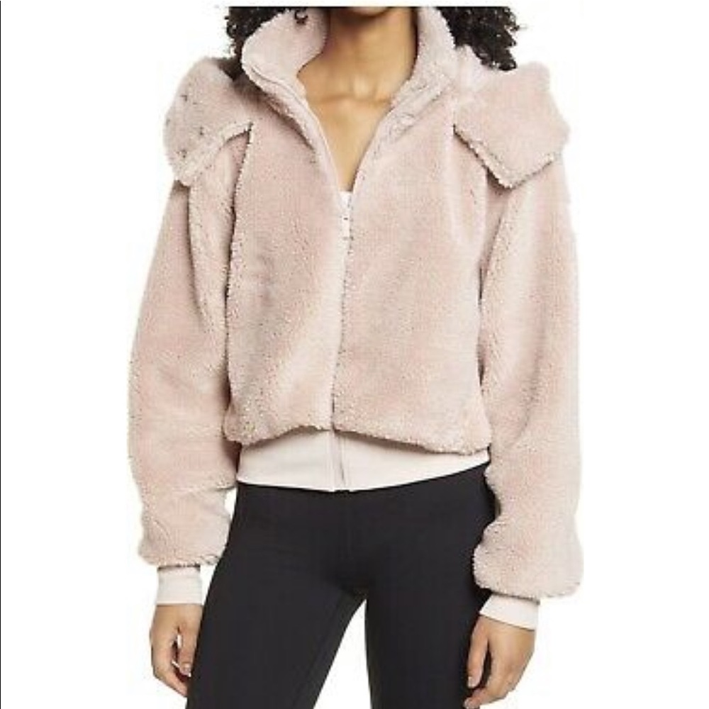 NWT Alo Yoga Foxy Sherpa Jacket